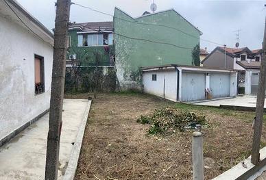 Terreno di 434 m² a Rho