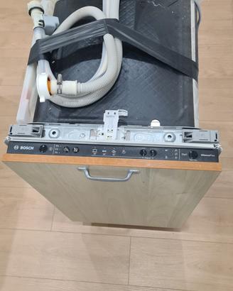 LAVASTOVIGLIE BOSCH SILENCE PLUS 