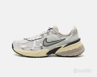 Nike v2k run bianche e argento