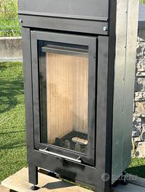 caminetto A LEGNA VENTILATO 15,5 KW 