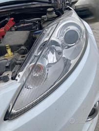 FARO ANTERIORE SINISTRO FORD Fiesta 6Â° Serie FARO