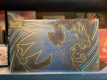 Pokemon Ultra Premium Collection Mega Charizard Ex
