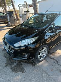 Ford Fiesta Titanium 1.5 Diesel 75 CV