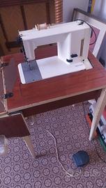 macchina da cucire  vintage 