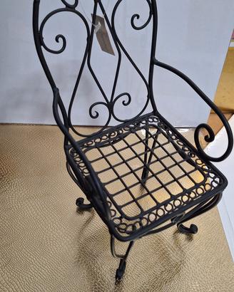 seggiolina decorativa giardino 