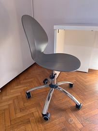 Sedia da scrivania con rotelle