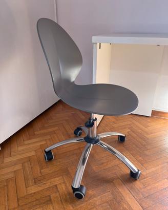 Sedia da scrivania con rotelle