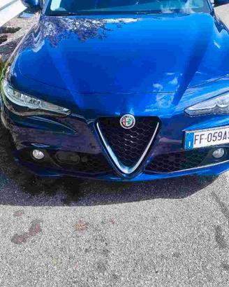 ALFA ROMEO Giulia (2016) - 2016