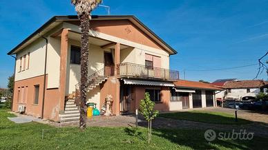 Casa singola due unità