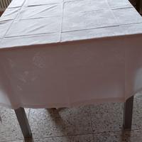 tovaglia bianca tessuto damascato 