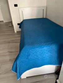 Letto singolo completo di materasso