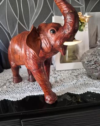 scultura in pelle anni 60  Elefante 