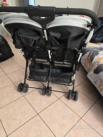 Passeggino gemellare chicco