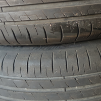 Gomme auto 215/65/17