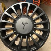 1 Copricerchio da 15 lancia y 30€non trattabile