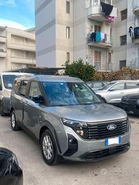 Ford Tourneo Courier 1.0 EcoBoost Titanium 125cv