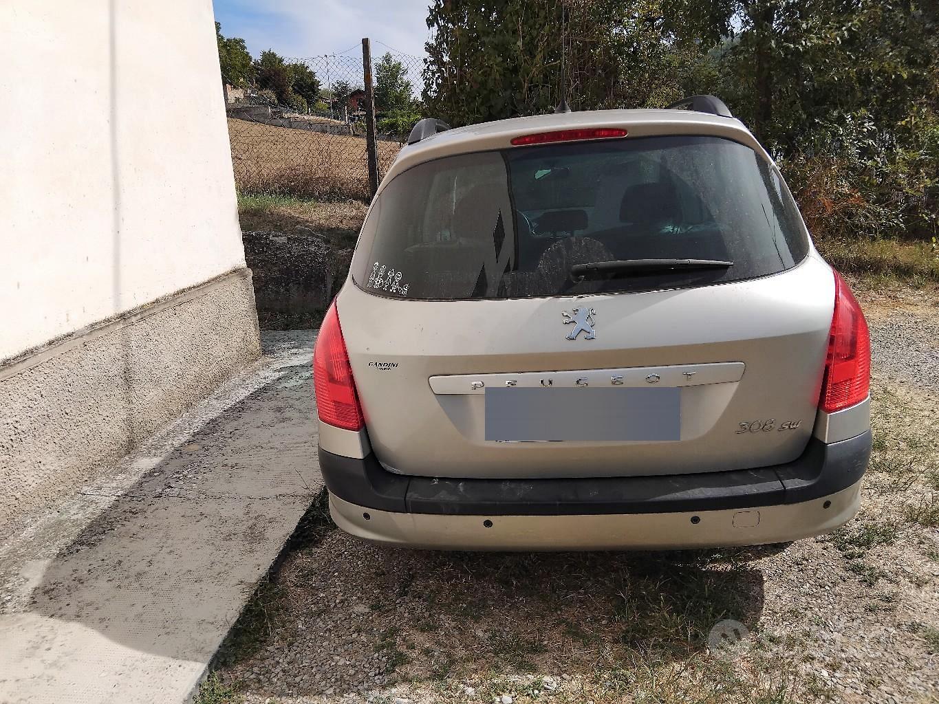 Peugeot 308 2008 photo 4