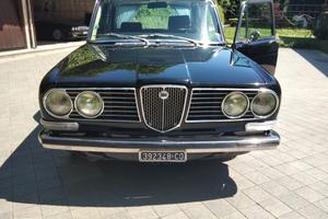 Lancia 2000 del 1973 – Eleganza e fascino