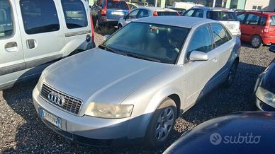 AUDI A4 1.9 TDI/130 CV BERLINA OK NEOPATENTO