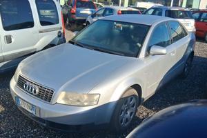 AUDI A4 1.9 TDI/130 CV BERLINA OK NEOPATENTO