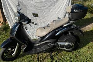 Beverly Tourer 400 ie