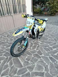 Husqvarna fe 250 4t 2022 