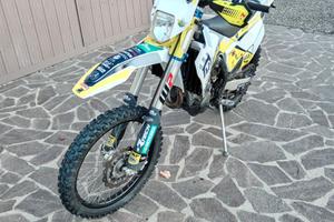 Husqvarna fe 250 4t 2022 