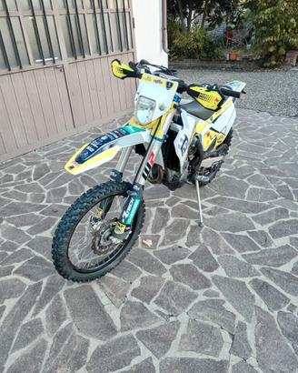Husqvarna fe 250 4t 2022 