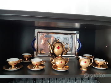 Tazze e bicchieri antiquariati