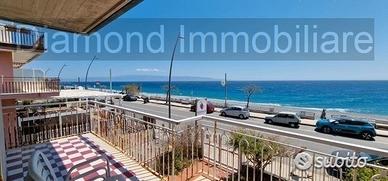 Appartamento 80 mq fronte mare a roccalumera