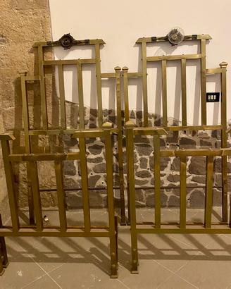 Antico letto in ottone