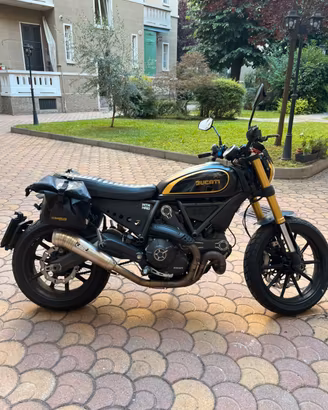 Ducati Scrambler 800
