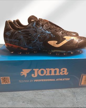 scarpe da calcio e calcetto