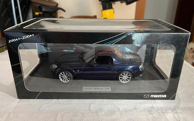 Model diecast mazda mx-5 mx5 scala 1:18