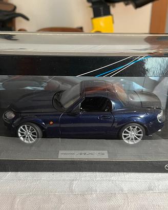 Model diecast mazda mx-5 mx5 scala 1:18