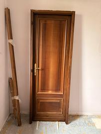 Porta in legno massello