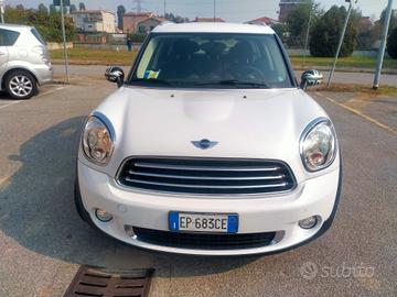 Mini Cooper Countryman 2.0 D Automatica