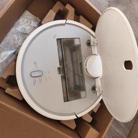 Robot aspirapolvere 
