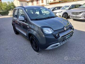 Fiat Panda 1.0 FireFly S&S Cross Hybrid Garmin