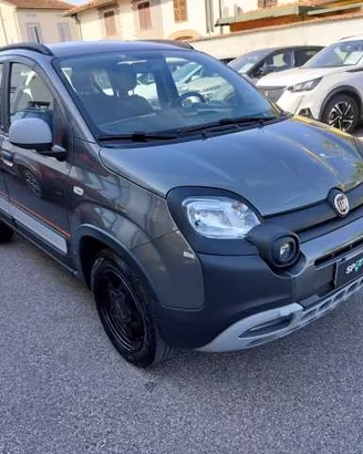 Fiat Panda 1.0 FireFly S&S Cross Hybrid Garmin