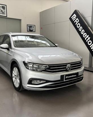 VOLKSWAGEN Passat Variant 2.0 TDI SCR EVO DSG Bu