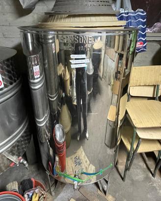 Cisterna acciaio inox 300L per vino (con valvola)