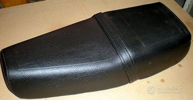 Sella lunga per Vespa