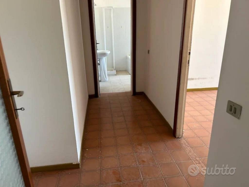 Appartamento – Latina, Villaggio Trieste - Vista 3