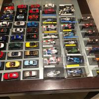 Modellini Auto e Moto 55 pezzi