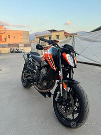 Ktm Duke 790