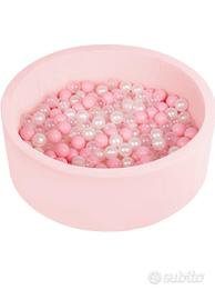 Piscina delle palline rosa in spugna rivestita