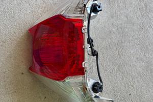 Faro Stop Posteriore Yamaha T-Max 500 (2001-2007)