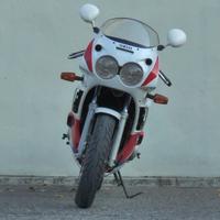 Yamaha FZR 600 (1990)