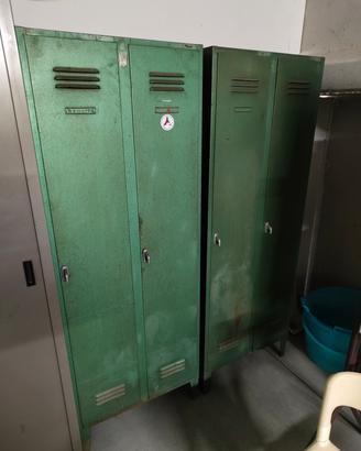 armadietti ex vigili del fuoco in metallo vintage 